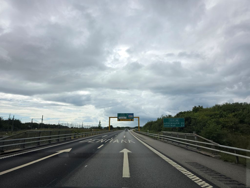 Autobahn E20 Richtung Kopenhagen kurz vor der Öresundverbindung