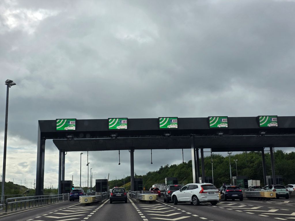 Mautstation der Öresundbrücke auf der Fahrt von Schweden nach Dänemark