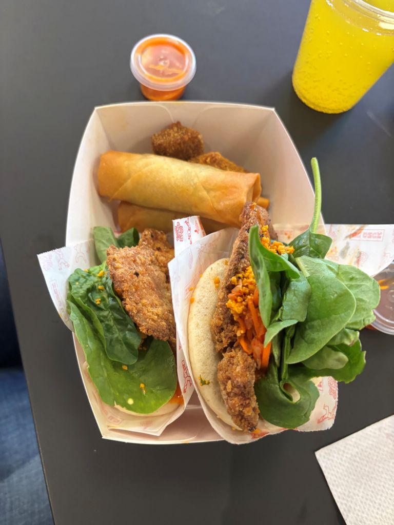 Gemeinsames Abendessen mit asiatischem Street Food am letzten Abend in Kopenhagen.